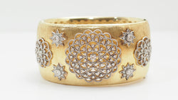 Bracelet manchette or bicolore et diamants