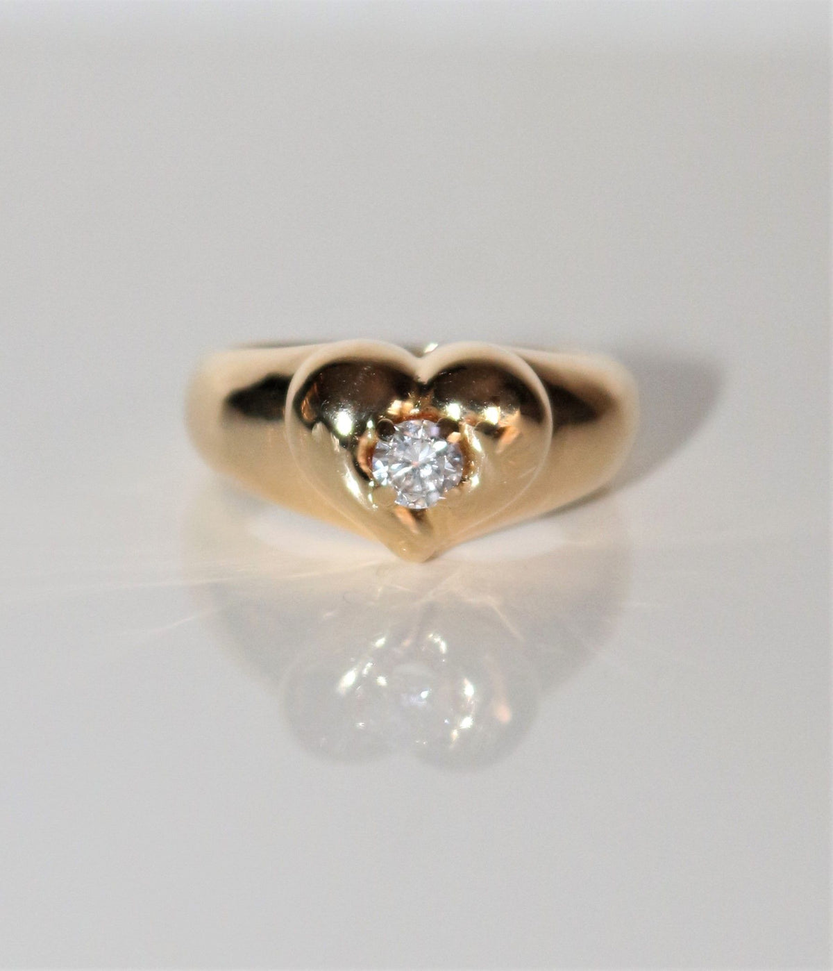 Van Cleef And Arpels Diamond Heart Ring
