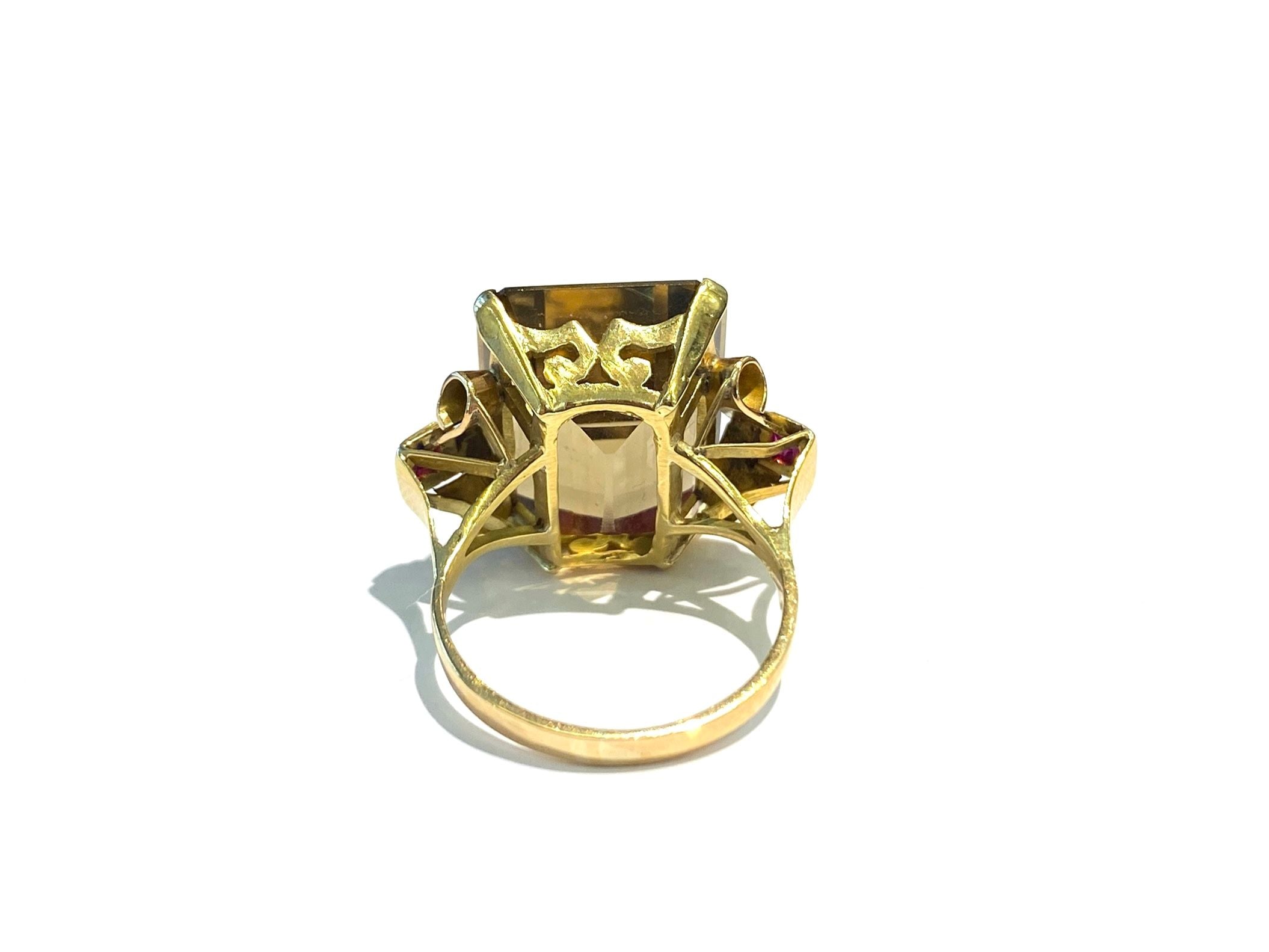 BAGUE DES ANNÉES 40 EN OR JAUNE ET CITRINE