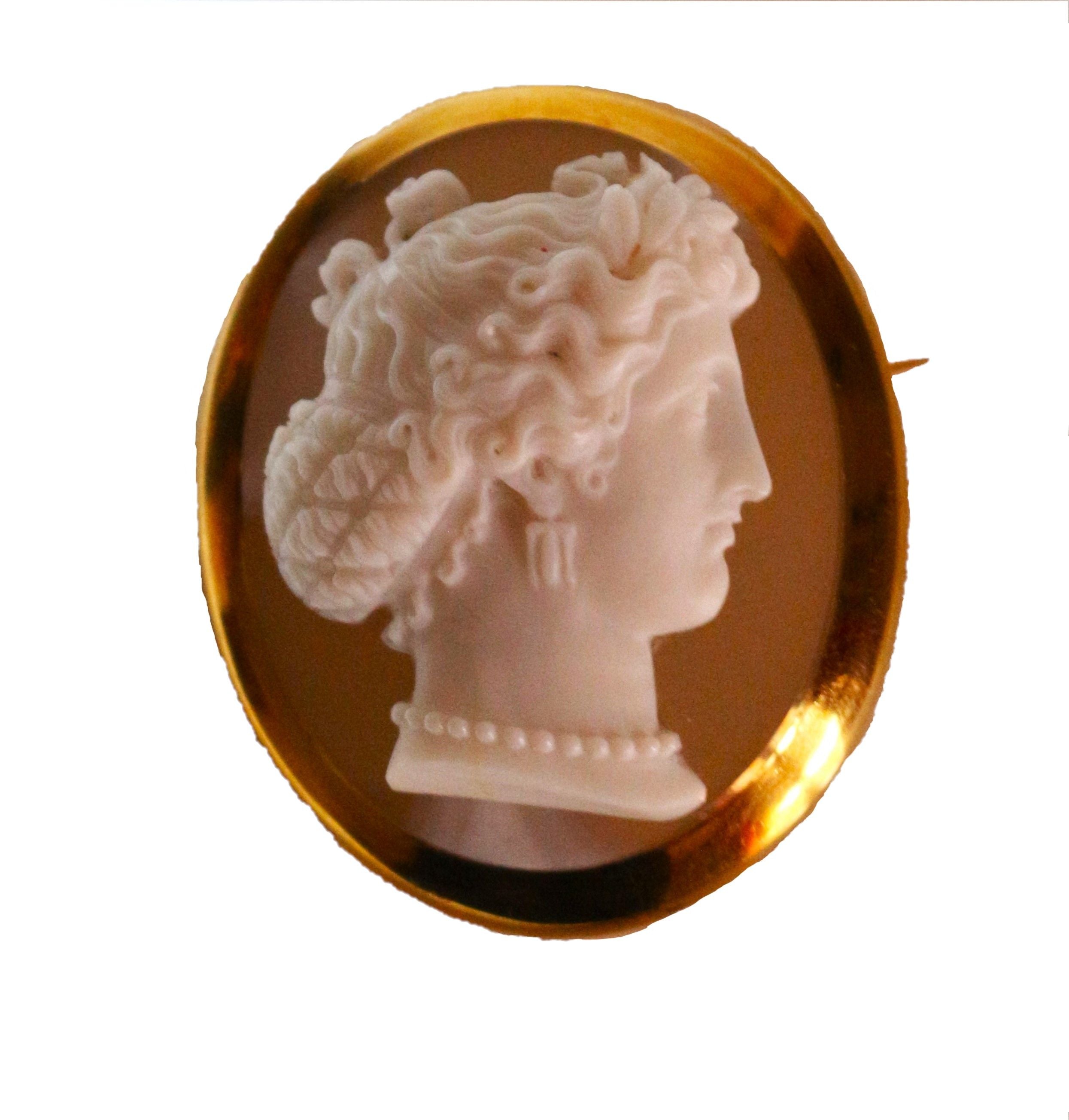 Broche camée sur agate Napoléon III