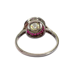 SORTIJA ESTILO ART DECO de PLATINO 950 kts con DIAMANTES y RUBIES