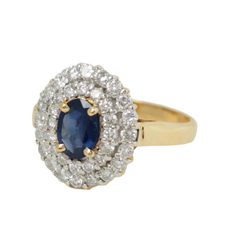 Bague Entourage en or jaune, saphir et diamants