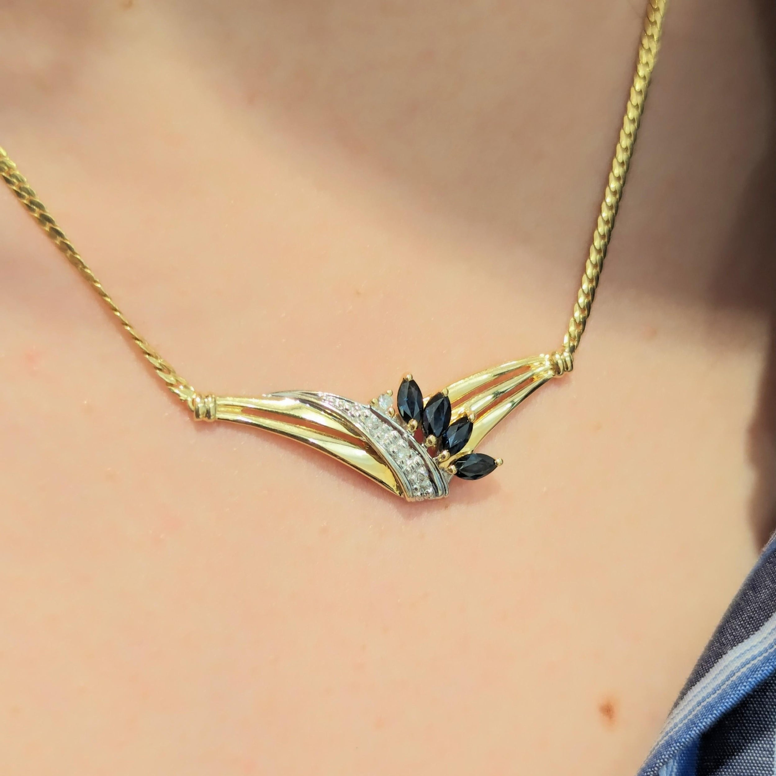 Collier en or jaune diamants et saphirs