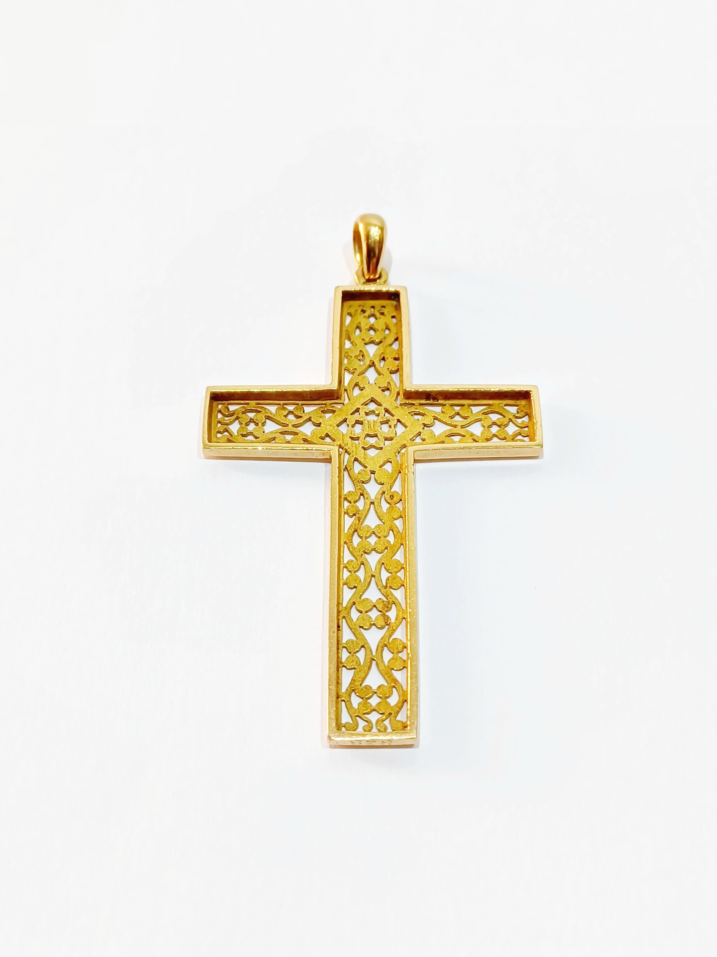 Yellow gold cross pendant