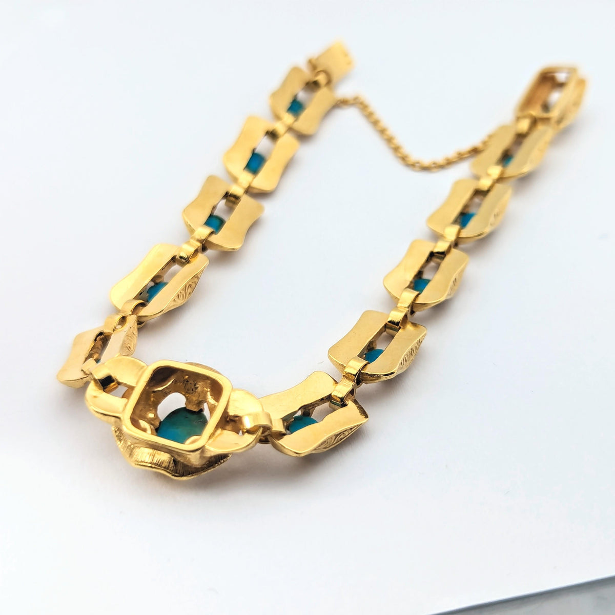 Yellow Gold and Turquoise Bracelet