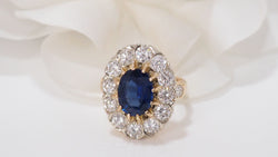 Bague Pompadour en or jaune saphir et diamants