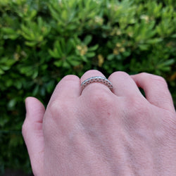 Alliance ring in platinum and diamonds