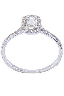 Bague moderne en or blanc et diamants