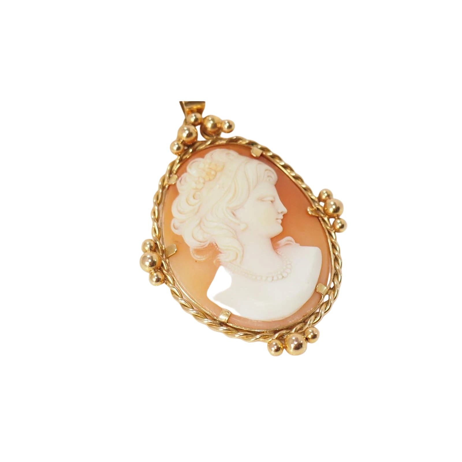Second-hand old cameo pendant in yellow gold 