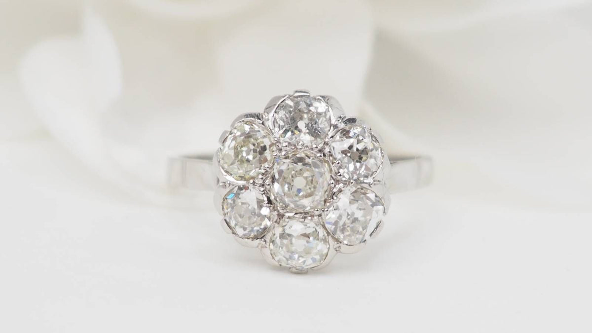 Bague Fleur en platine et diamants