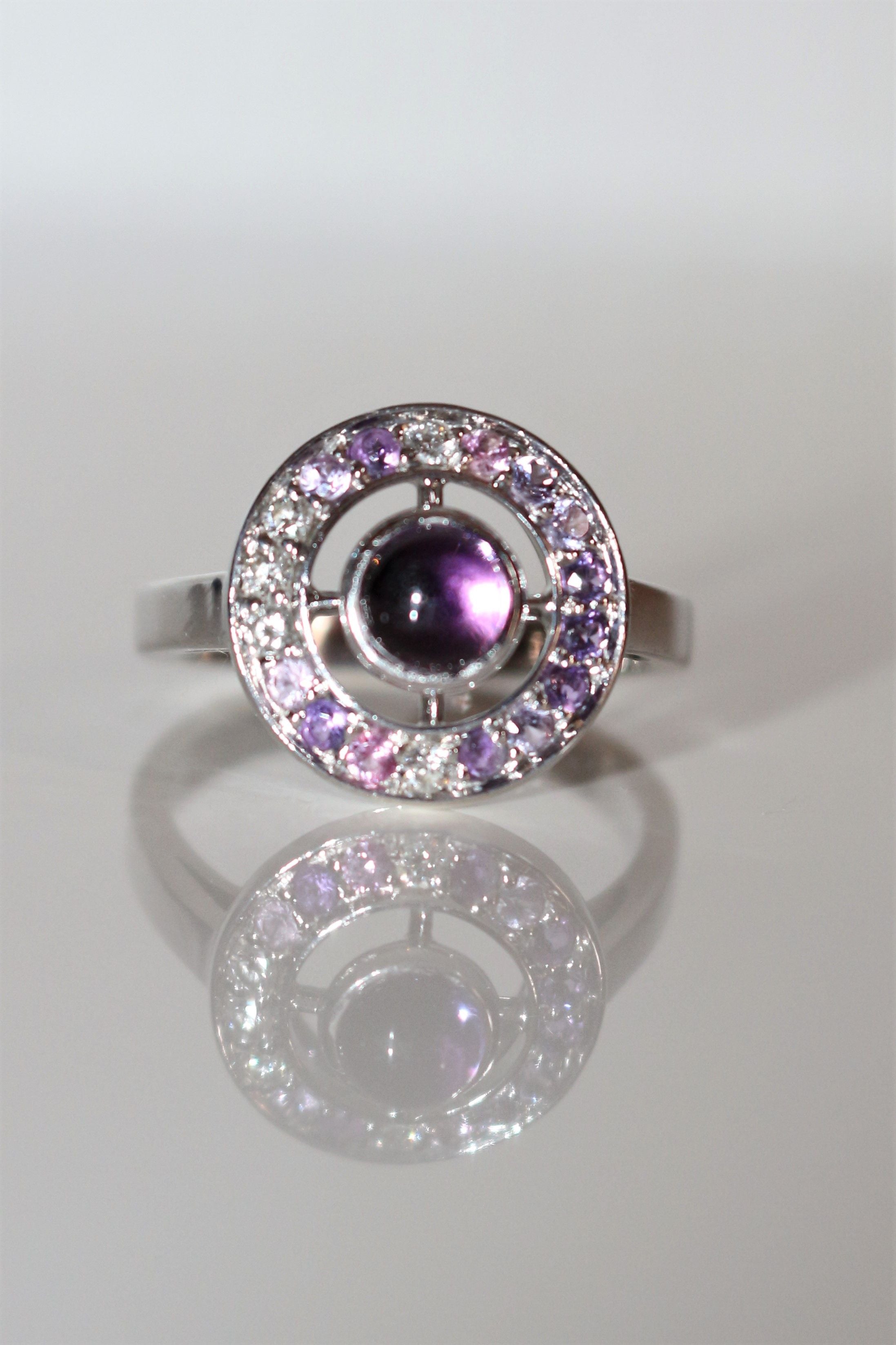 BOUCHERON “Ma Jolie” ring in white gold, sapphires and amethyst