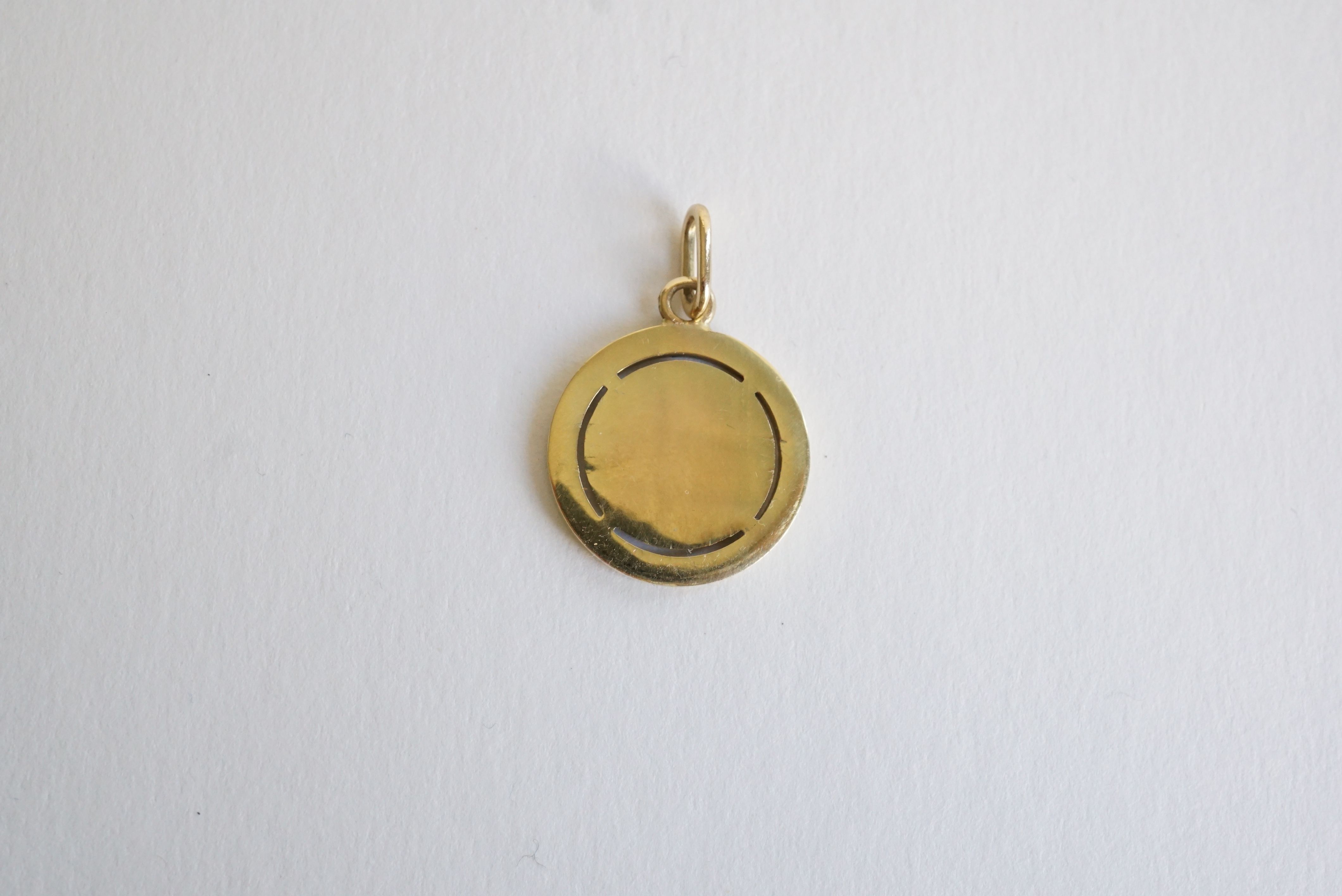 Augis Médaille or rubis et diamants