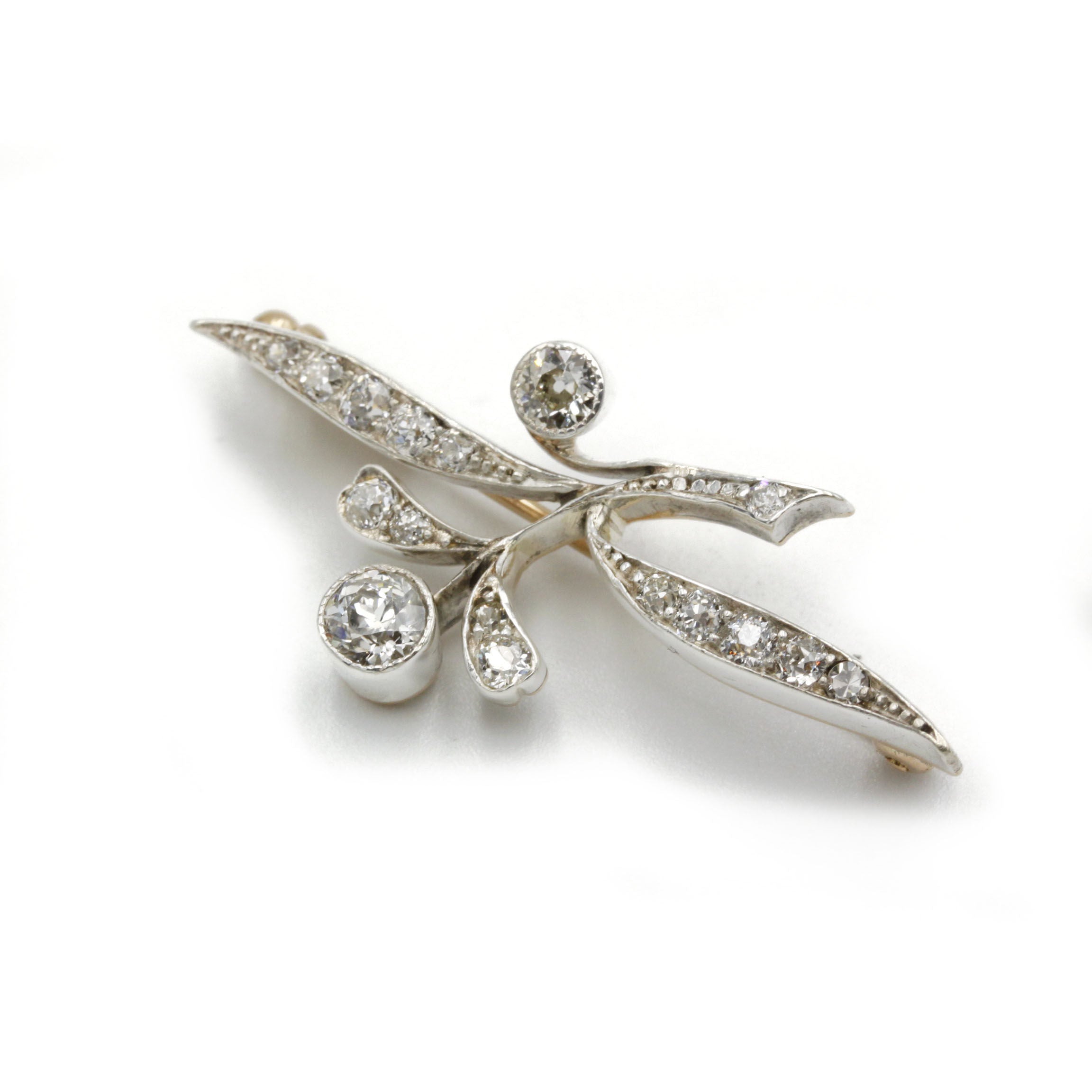Broche - Or, Argent & diamants