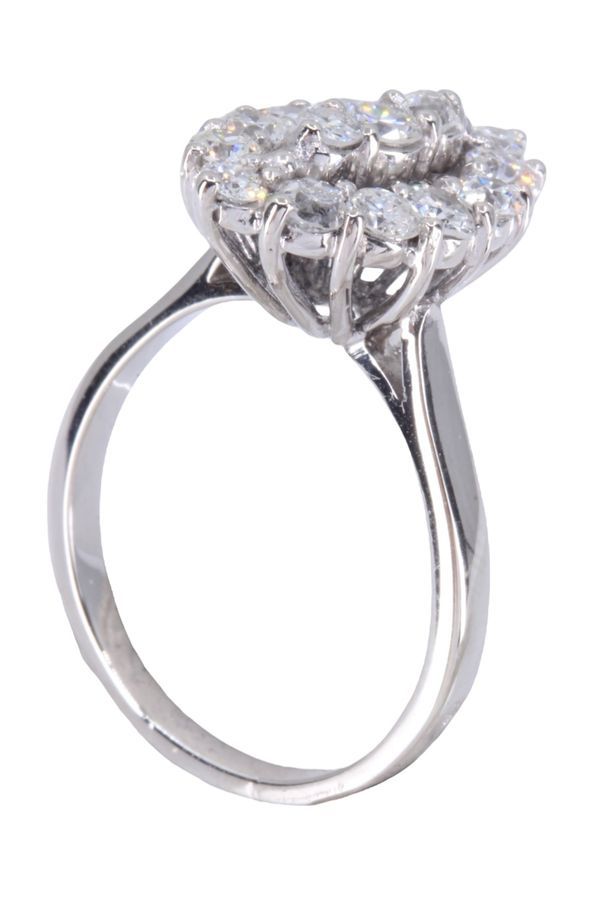 Bague marquise diamants en or blanc