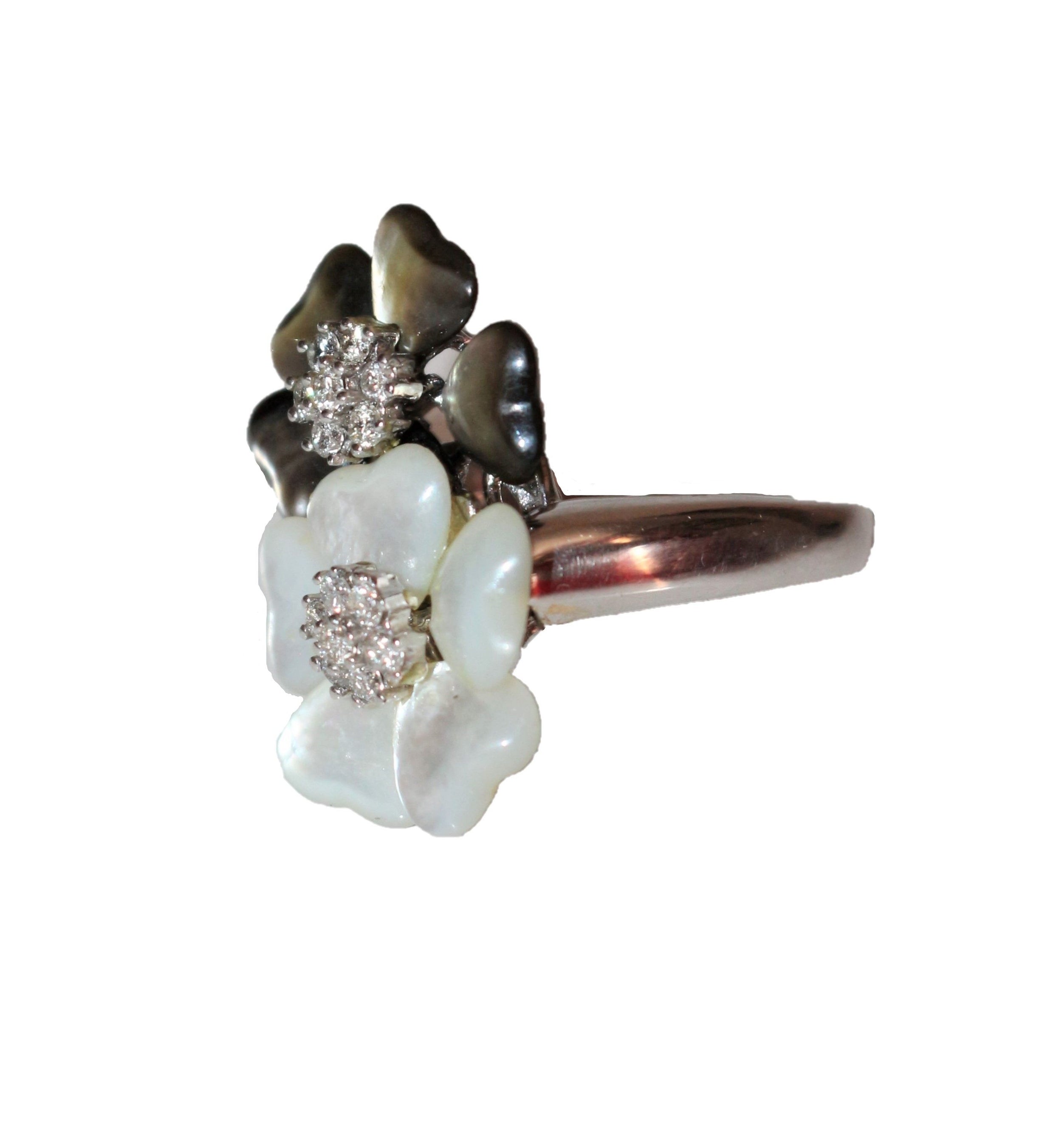 Bague Double Fleur nacre et diamants
