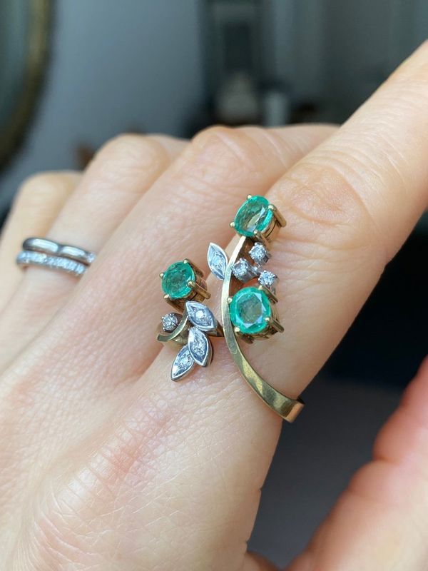 Ring Vegetable in 18K Yellow and White Gold with Emeralds and diamonds