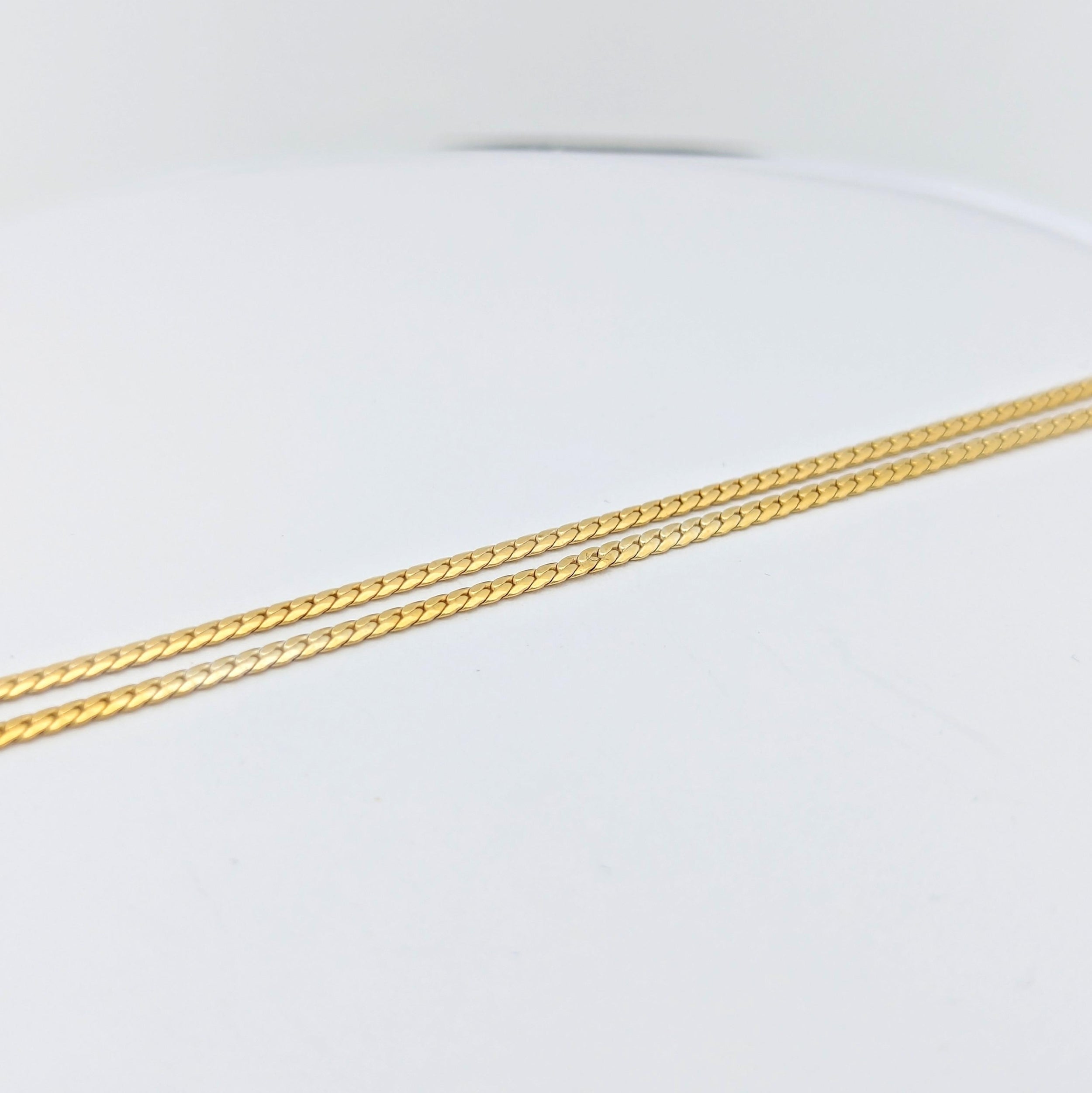 Collier en or jaune diamants et saphirs