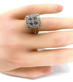 Bague en or jaune et or blanc 18 carats pavée de diamants