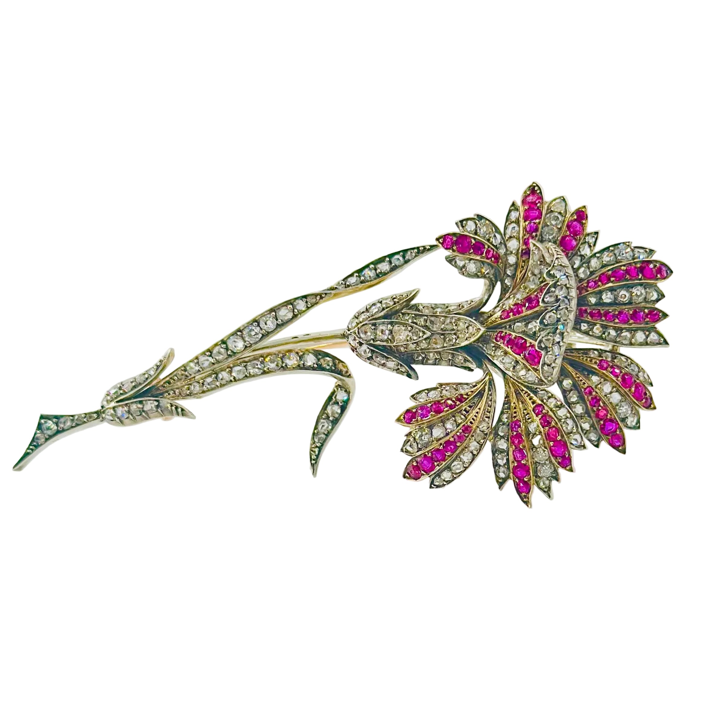 Brooch Pin in yellow gold, silver, ruby and diamonds