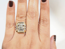 Ring Tank in yellow gold and diamonds.