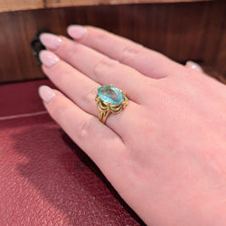 Bague en or jaune et aigue-marine