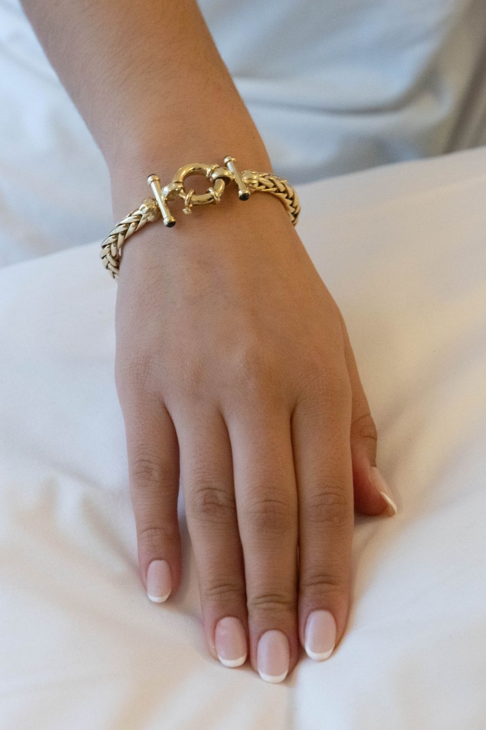 Bracelet Sapphire and yellow gold mesh