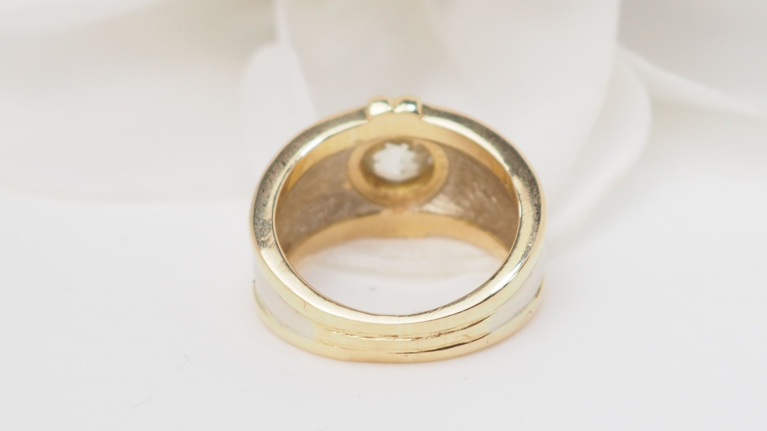 Bague jonc deux tons d'or et diamant