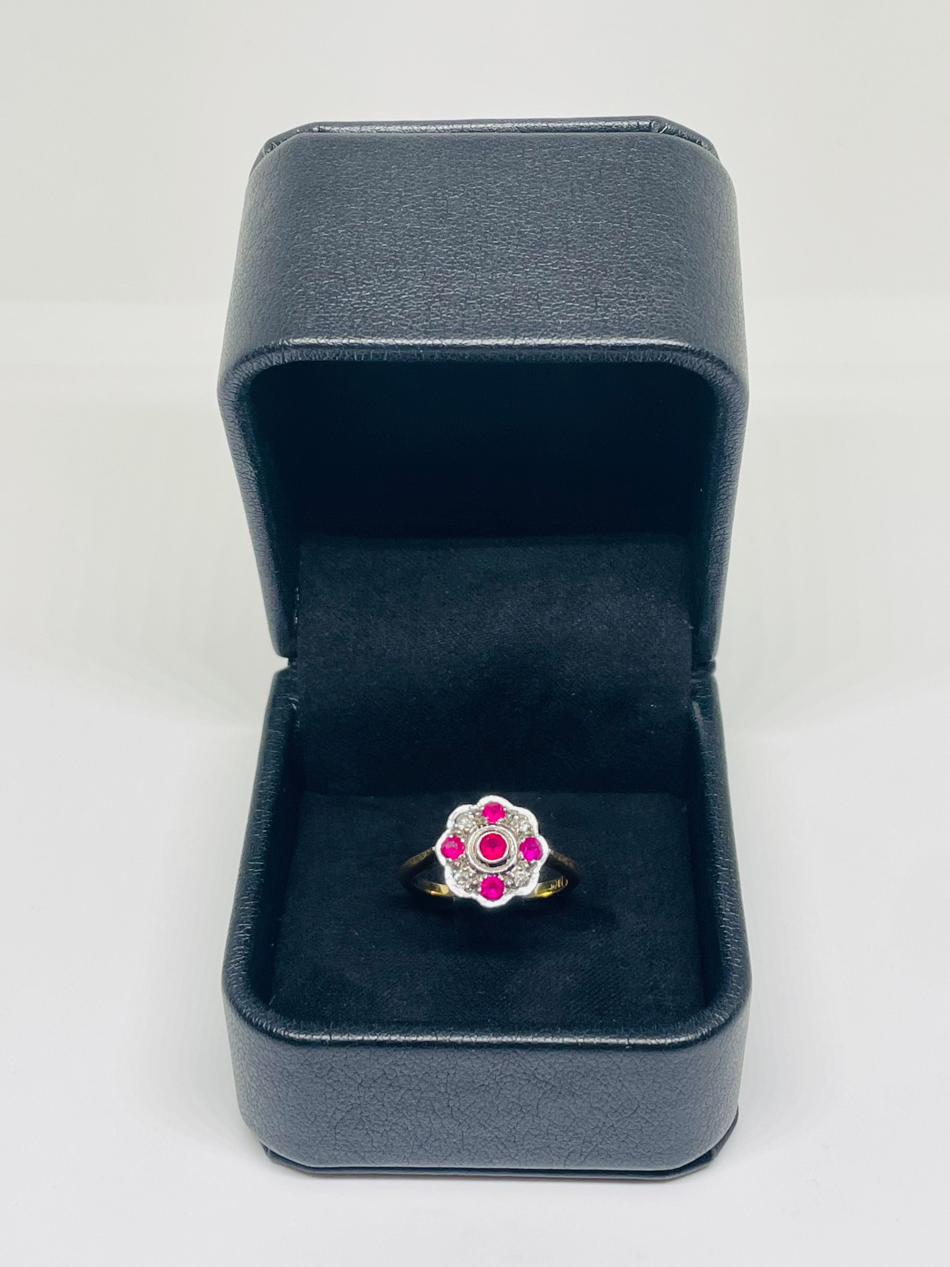 Ring art deco ruby daisy and diamonds