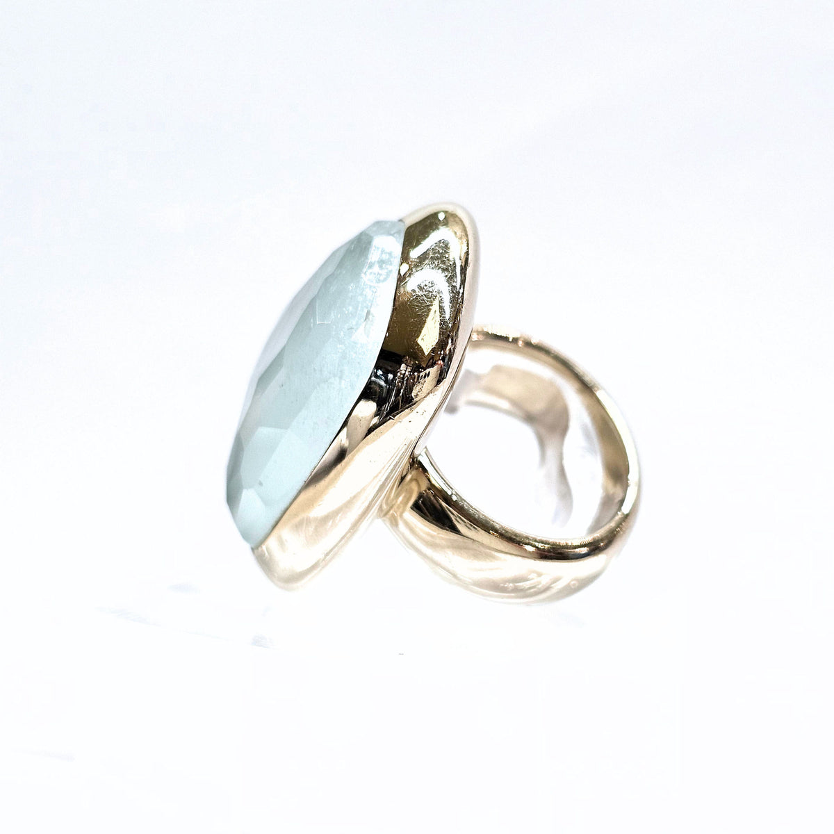 Pomellato Ring in 18-carat white gold with aquamarine, size EU50