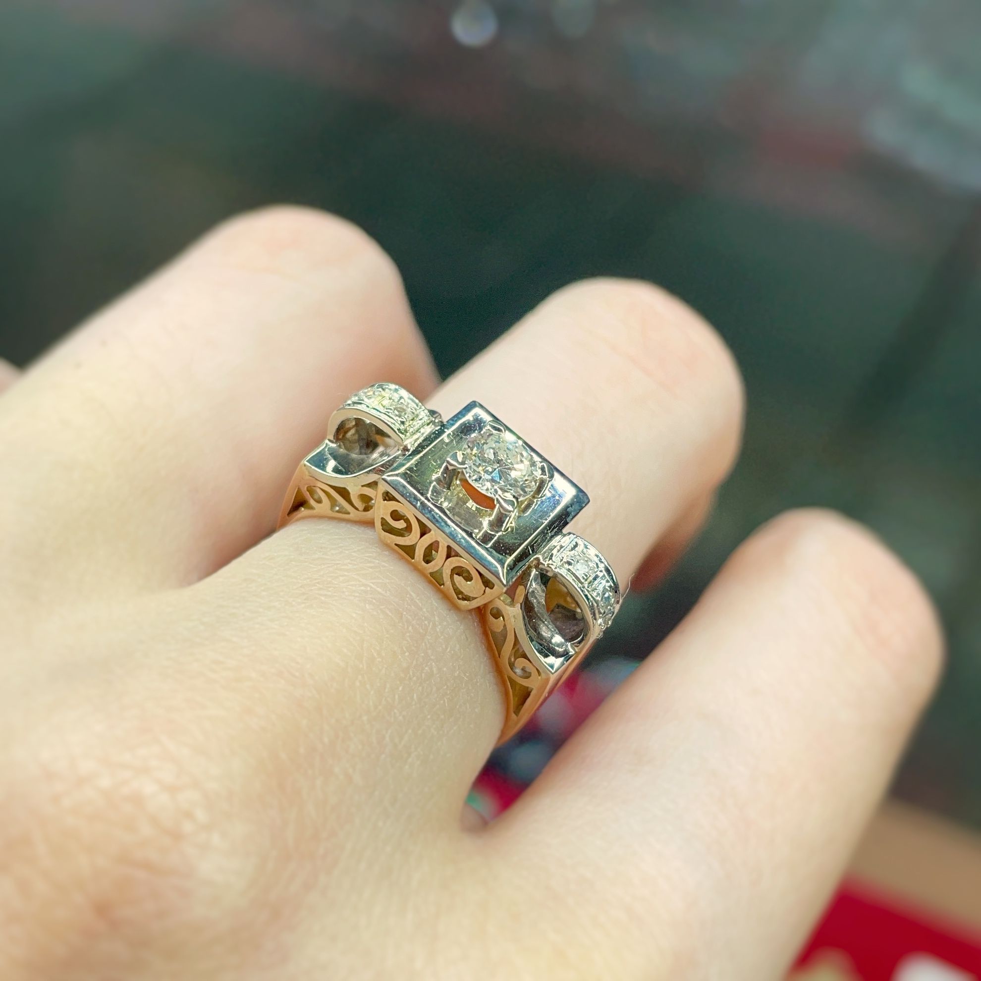 Ring - Gold &amp; Diamonds 