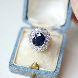 Bague Pompadour en or rose, saphir, et diamants