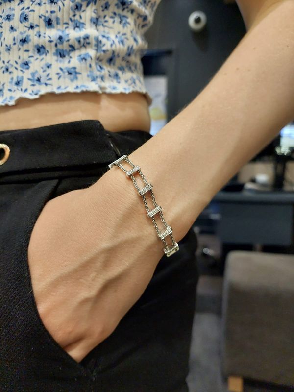 Bracelet barrettes en or blanc et diamants