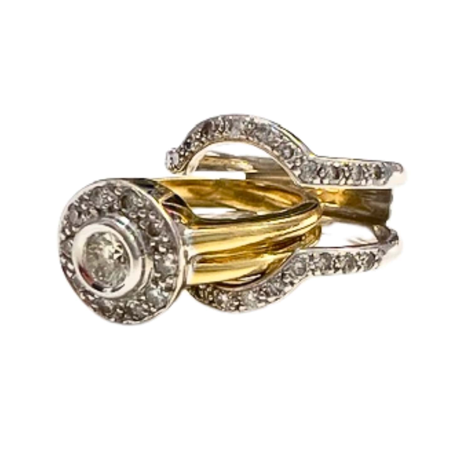 SORTIJA ESTILO CONTEMPORÁNEO SIGLO XX de ORO 18 kts con DIAMANTES