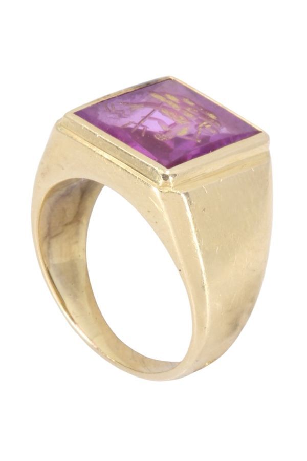 Chevalière intaille Poséidon en or jaune