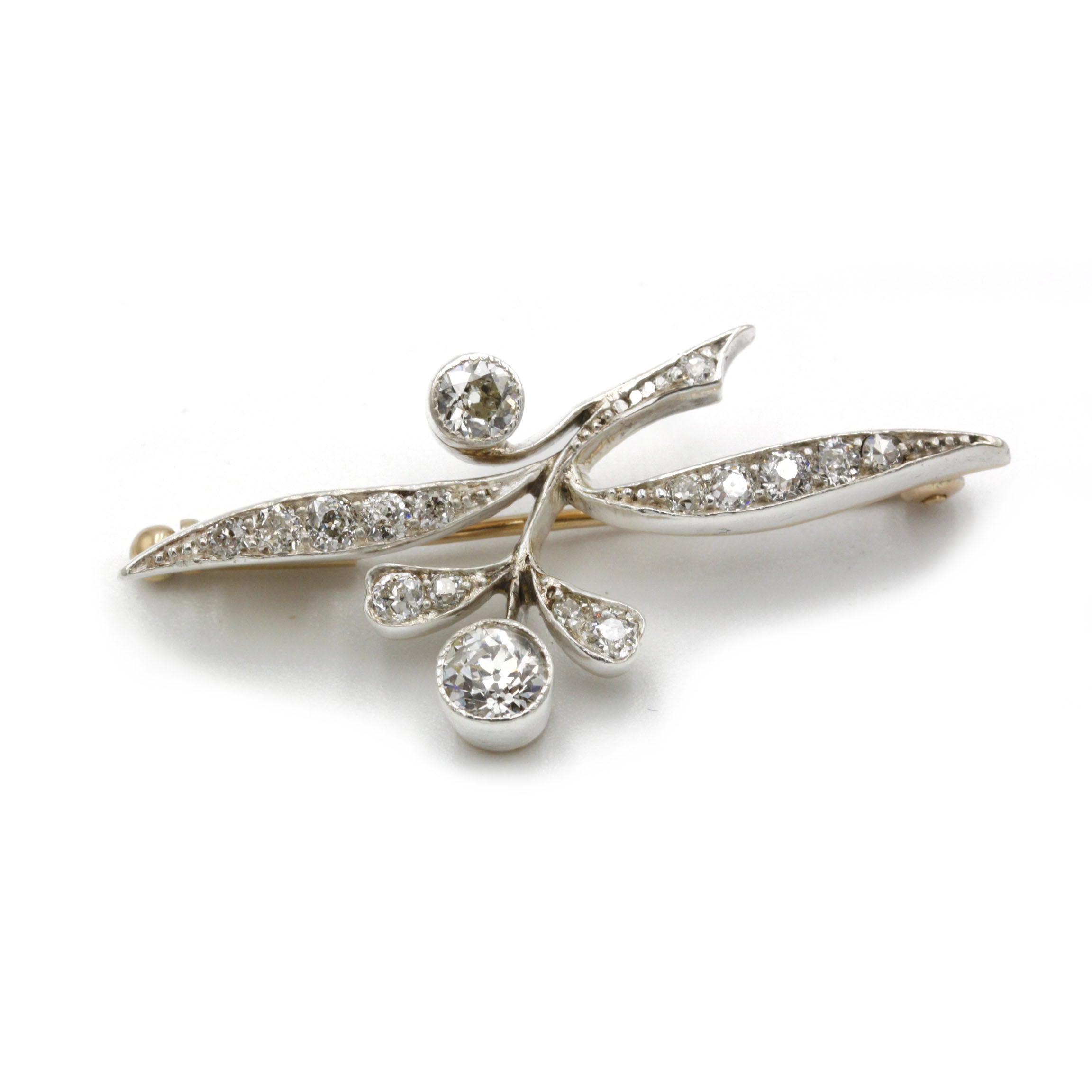 Broche - Or, Argent & diamants