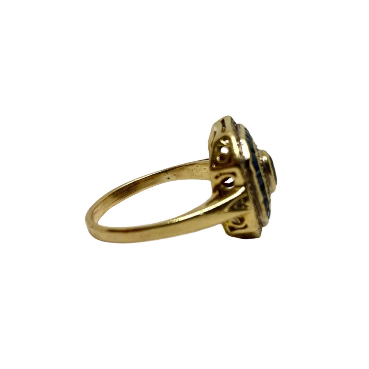Bague art déco or jaune saphirs et diamants