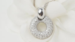 Collier en or blanc et diamants