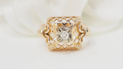 Bague ajourée en or jaune et diamant