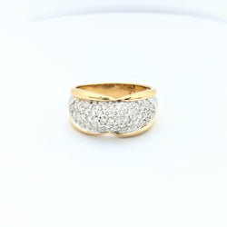 Bague en or jaune et pavage diamants