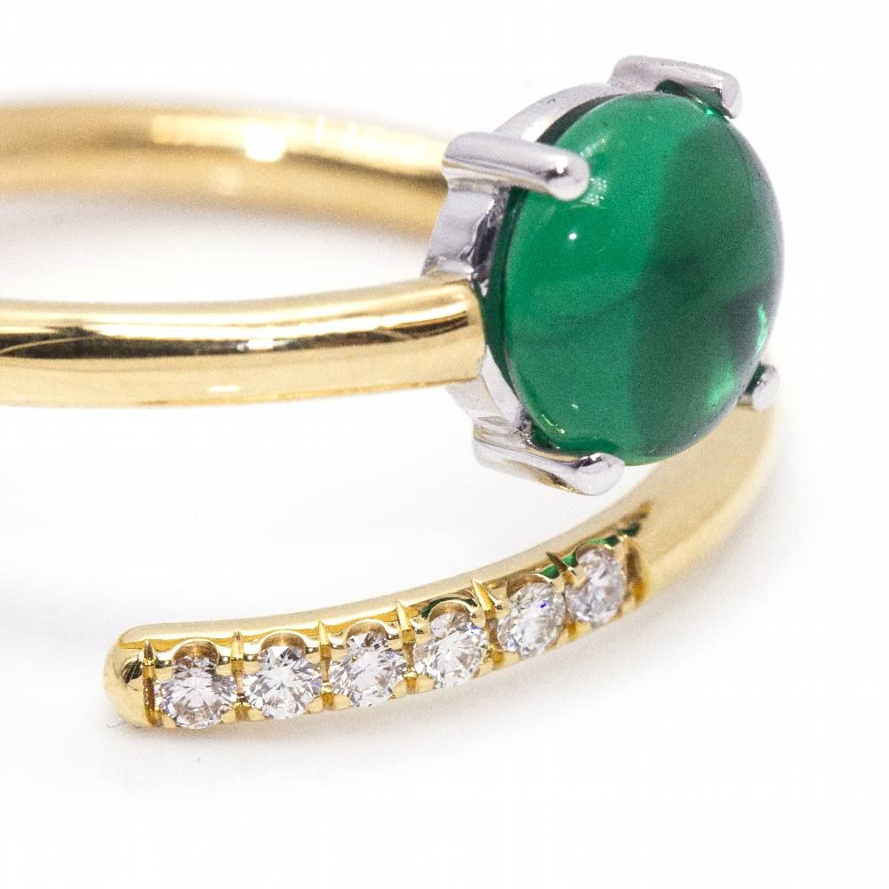 Ring RAY in yellow gold and emerald