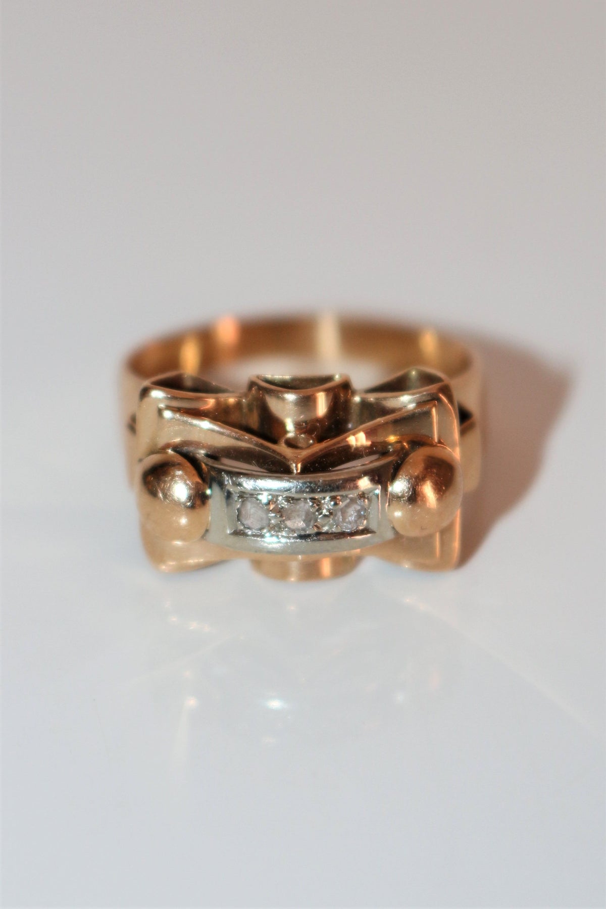 Retro Yellow Gold And Roses Ring