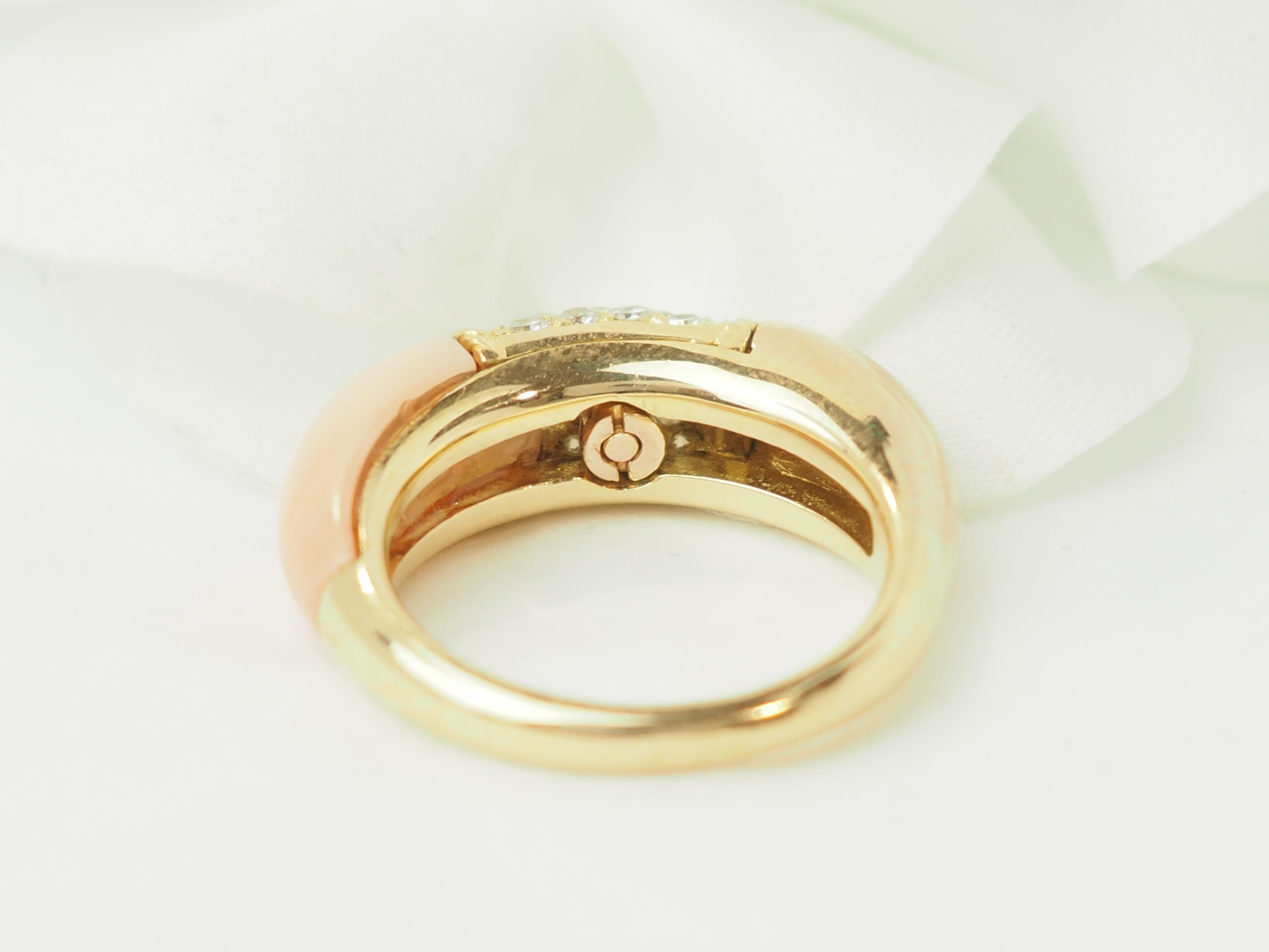 Ring VAN CLEEF ET ARPELS "Philippine" wedding band in yellow gold, coral and diamonds