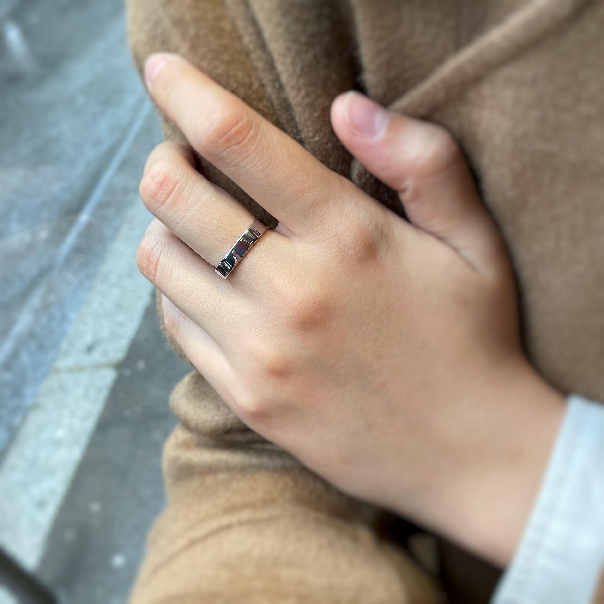 The Square Ring - Dinh Van