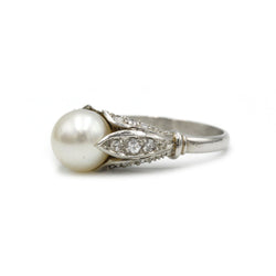 Ring - Now, diamonds and pearl