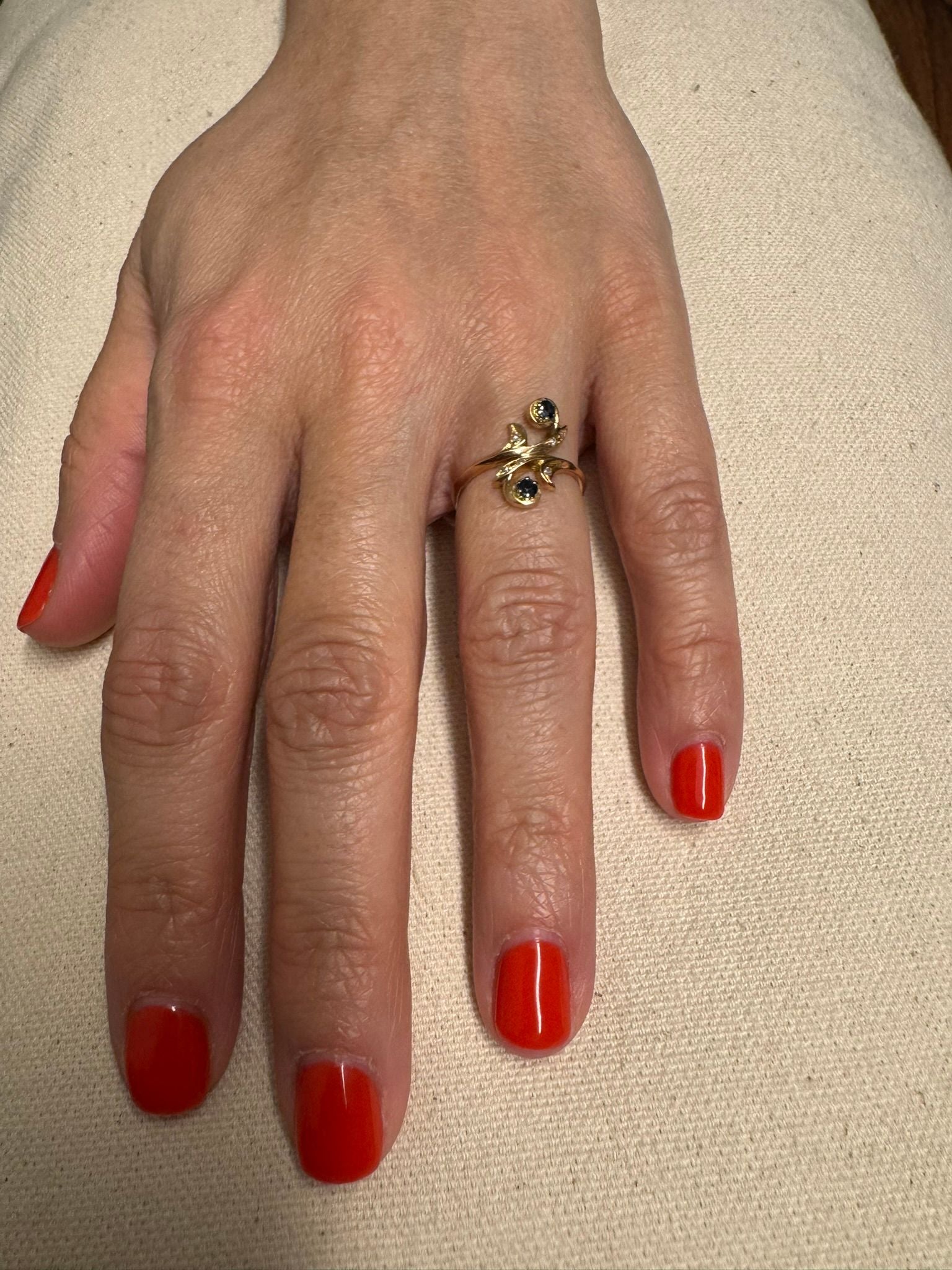 Ring you and me in rose gold, sapphires and diamonds