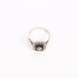 Ring at rose gold, sapphires and diamonds