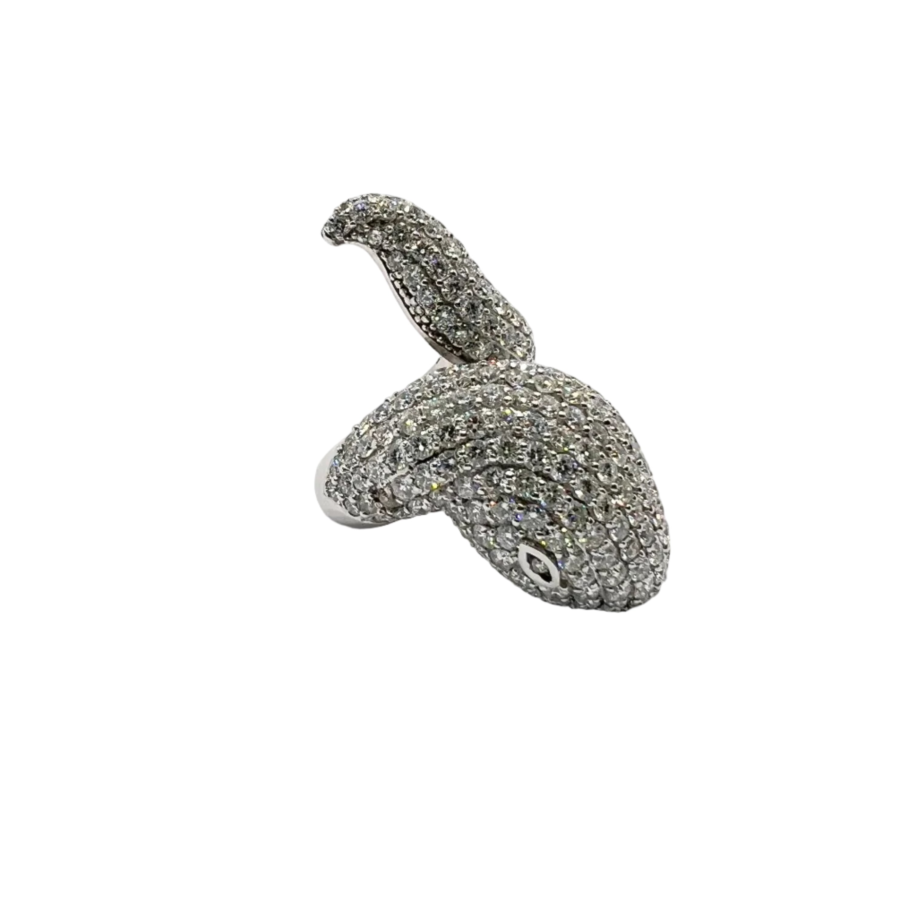 Bague en or blanc et diamants