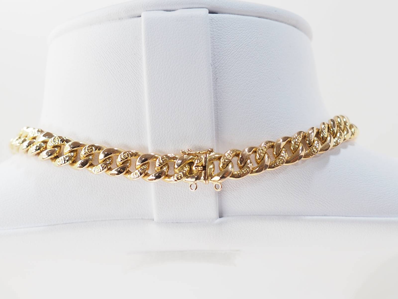 Necklace gourmette stitch in yellow gold
