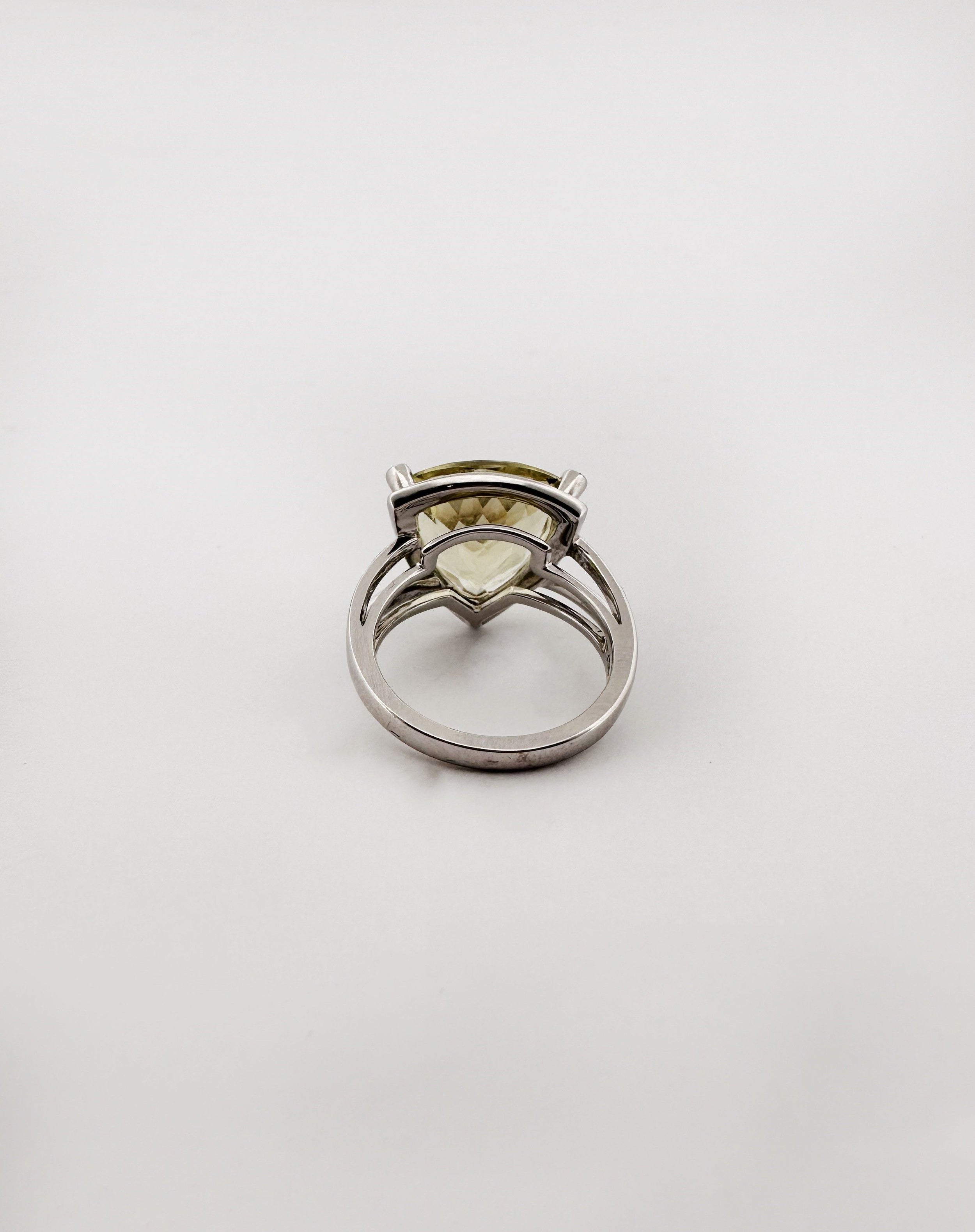 Bague Cocktail MAUBOUSSIN Mes Couleurs à Toi, en or blanc quartz lemon et diamants