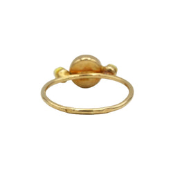 Bague en or jaune et onyx, diamant et perles